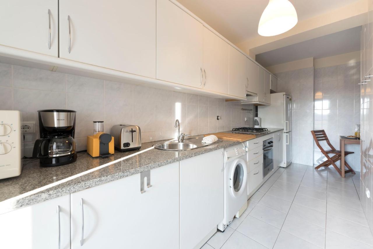 Lovelystay - Homey Feeling Flat W/ Free Parking Πόρτο Εξωτερικό φωτογραφία
